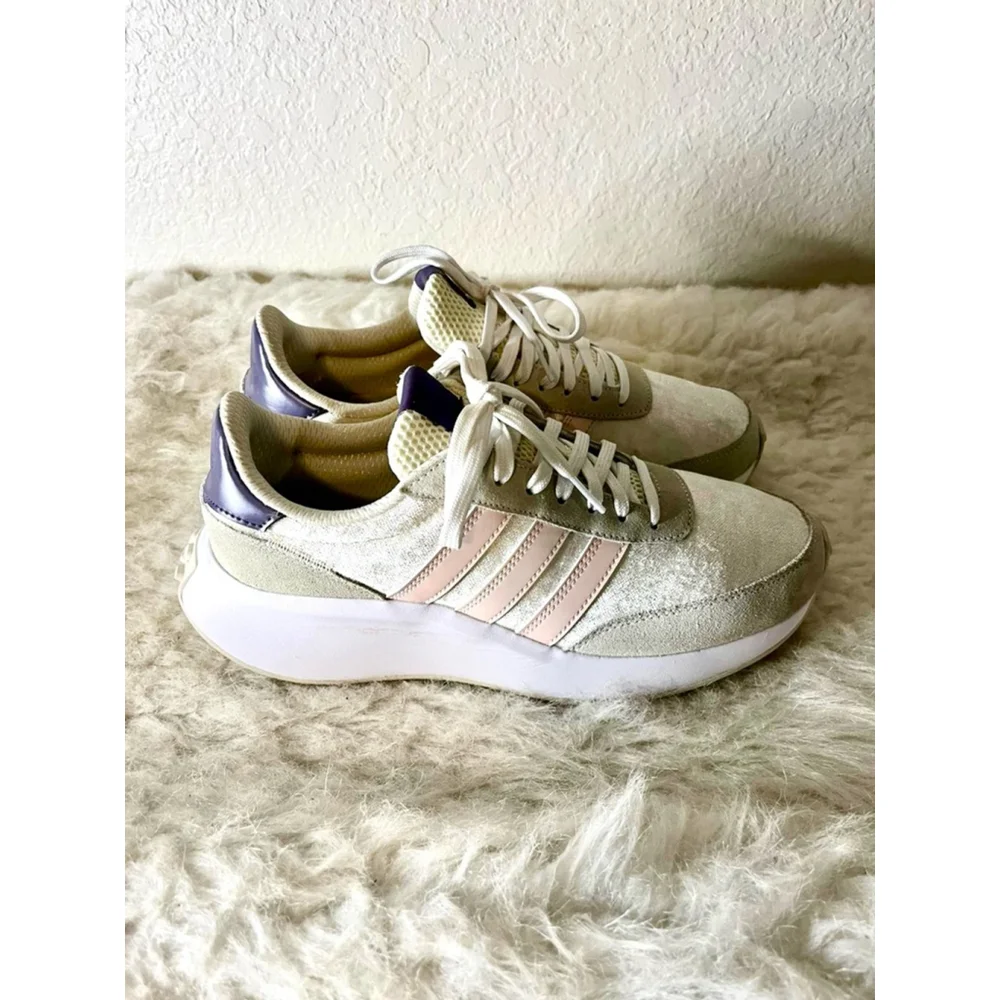 Adidas Women 70’s Running Shoes Size 10